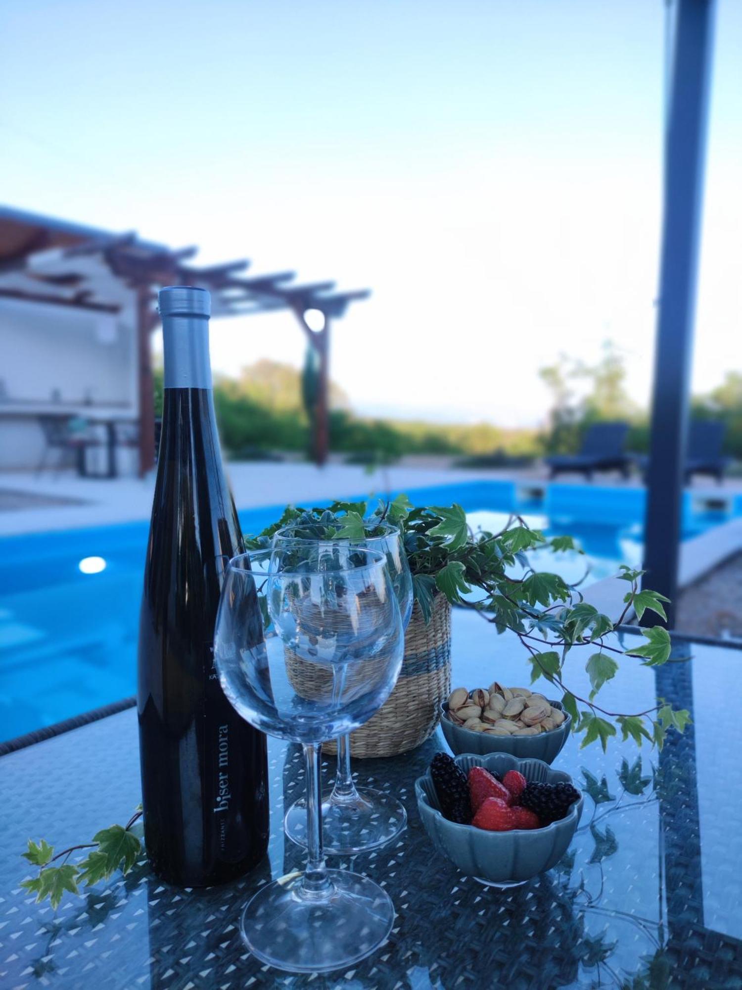 Lazy 8 Villa Garica エクステリア 写真